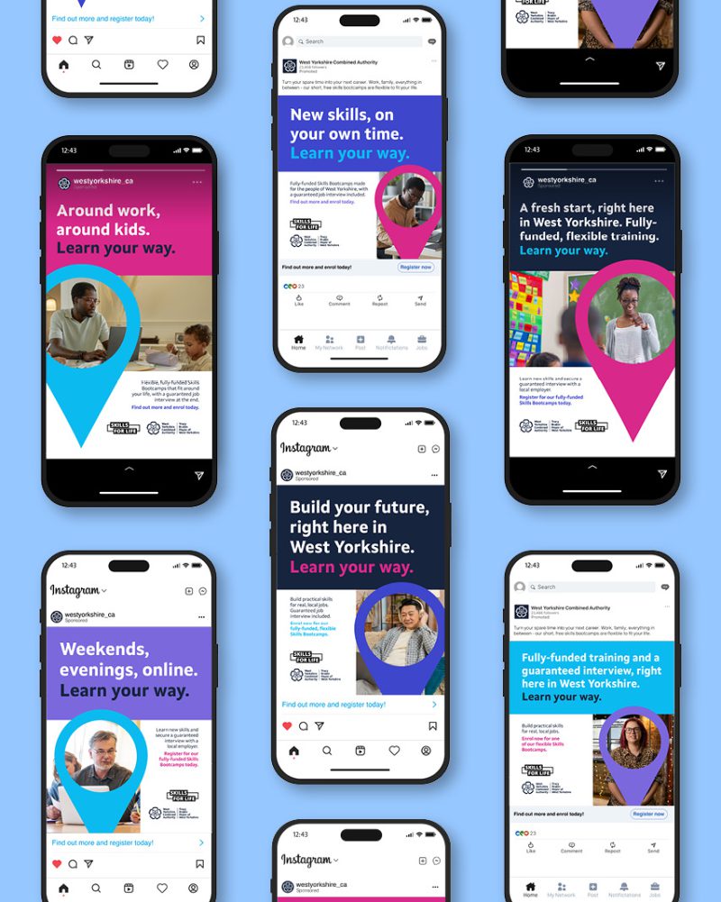 Socials mockup blue background